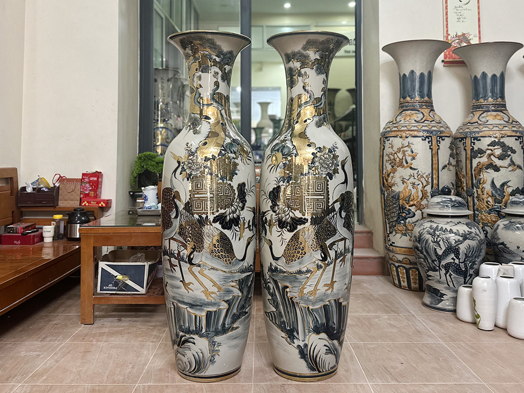 Lọ lộc bình Bát Tràng Ngũ Phúc vẽ vàng công nghệ nano 1m4 2